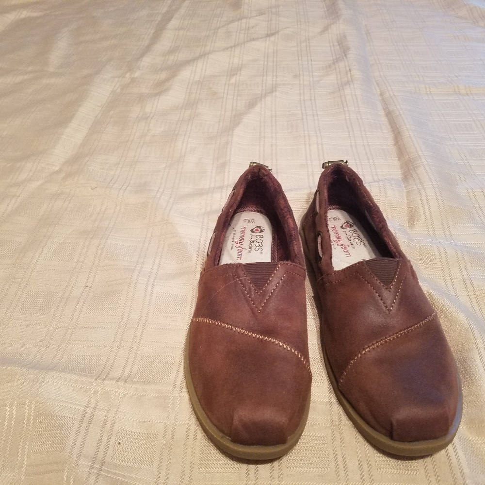 EUC Bob's by Sketchers leather